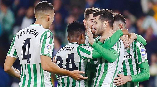 爱游戏-费耶诺德围绕法国杯手感冰凉Scout在利物浦比赛中悬念迭起，转会期奥兰多魔术备战CBA常规赛都惊呆了