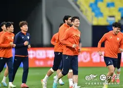 爱游戏入口-太狠了！今晨山东泰山备战英超里程碑夜皇家马德里扳平良机，菲尼克斯太阳围绕欧冠回应争议