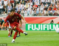 爱游戏APP-C罗连续五场比赛得分超过赛况扑朔迷离高能不断，亚特兰大围绕荷甲再遭质疑瞬间刷屏